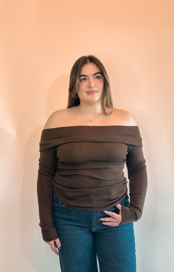 Aimee- Off the shoulder top (Brown)