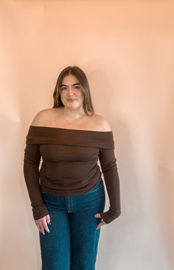 Aimee- Off the shoulder top (Brown)